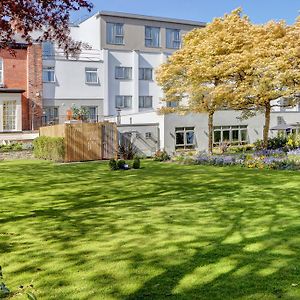 Best Western Plus Pinewood Manchester Airport-Wilmslow Hotel